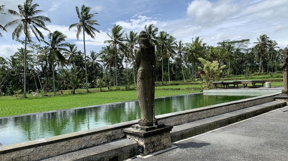 Pajar House Ubud Suite & Villas מראה חיצוני תמונה