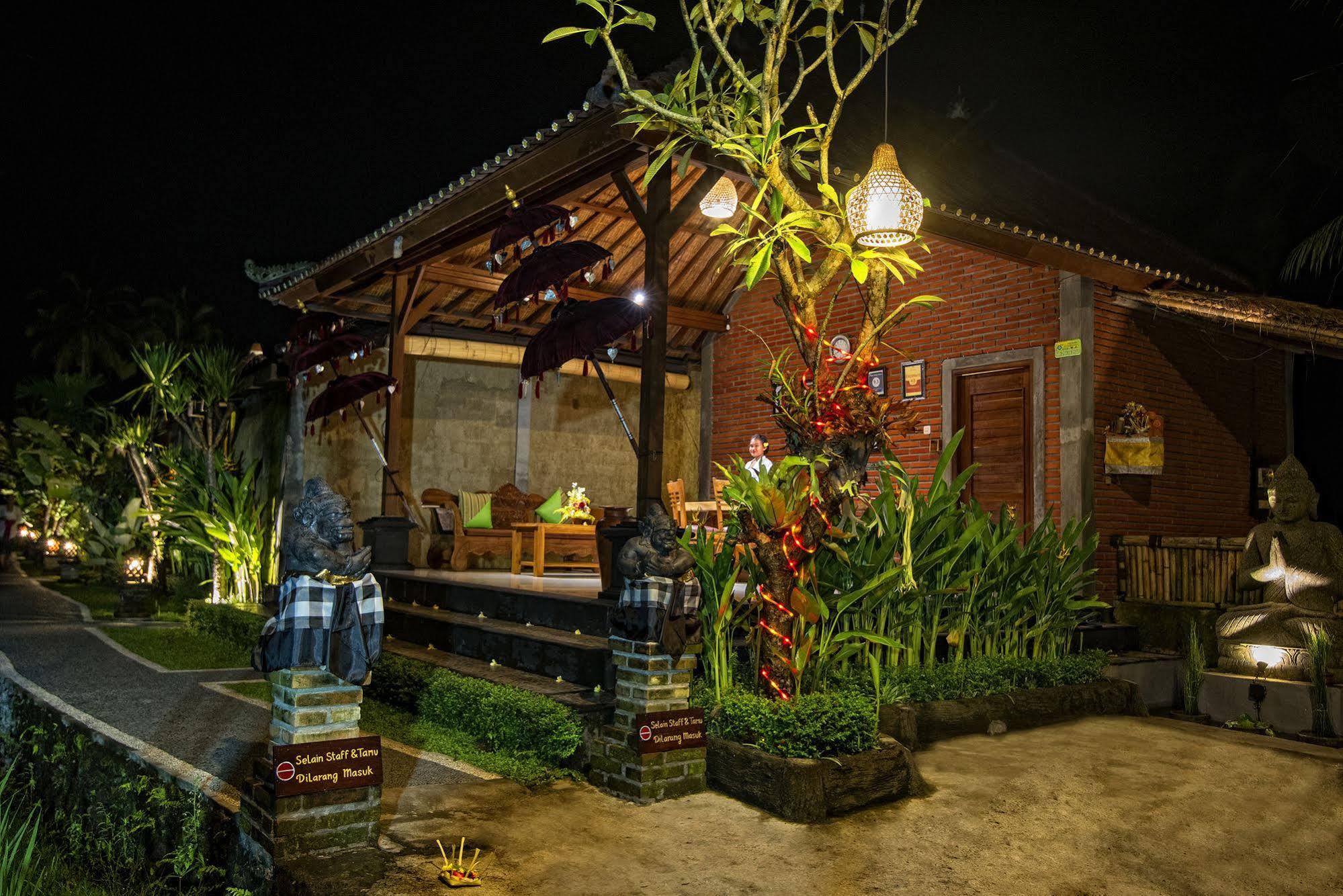Pajar House Ubud Suite & Villas מראה חיצוני תמונה